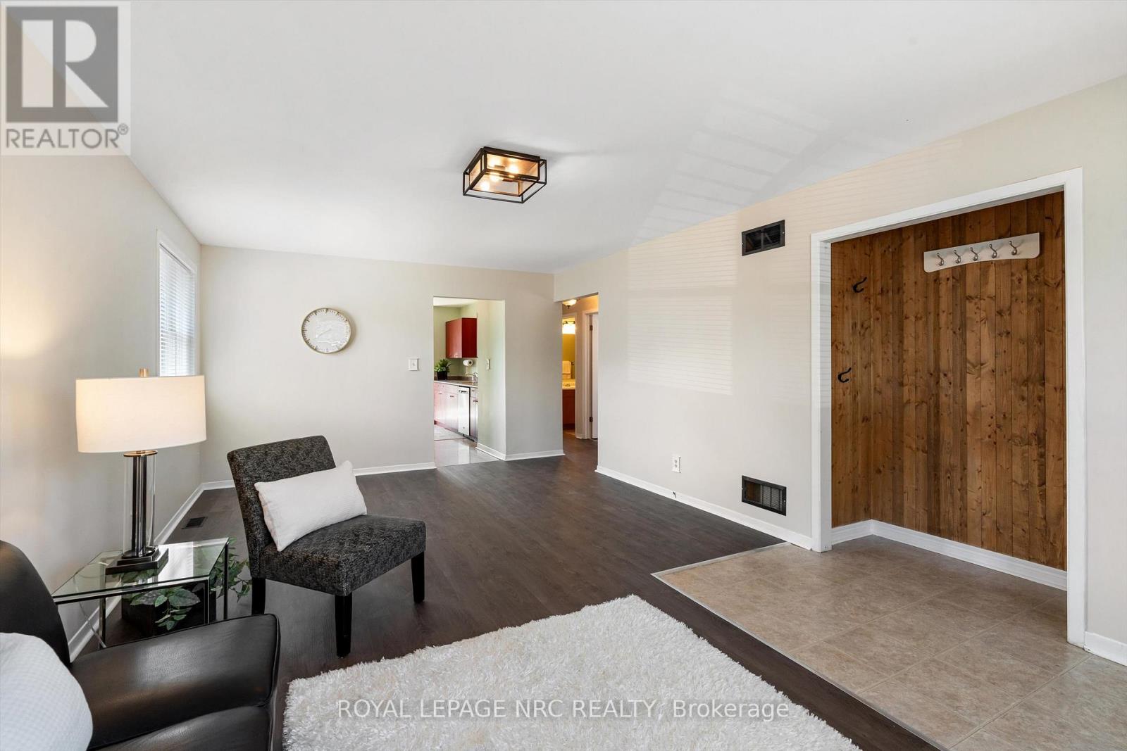 15 Michigan Avenue, St. Catharines, Ontario  L2N 4G7 - Photo 9 - X12561274