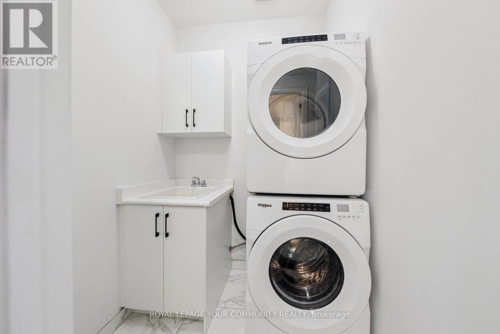 143 Vellore Park Avenue, Vaughan, Ontario  L4H 4S5 - Photo 18 - N12441424