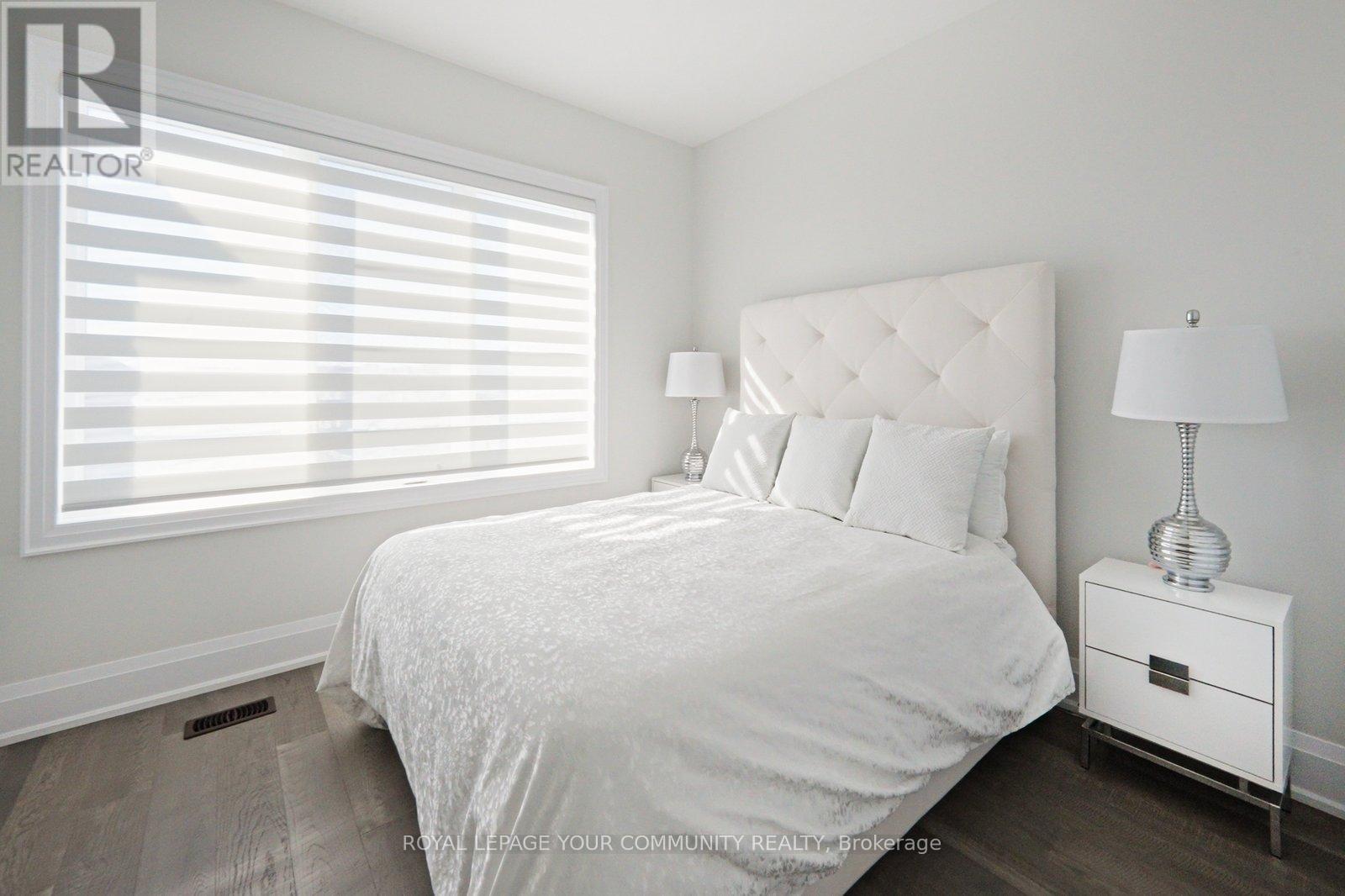 143 Vellore Park Avenue, Vaughan, Ontario  L4H 4S5 - Photo 14 - N12441424