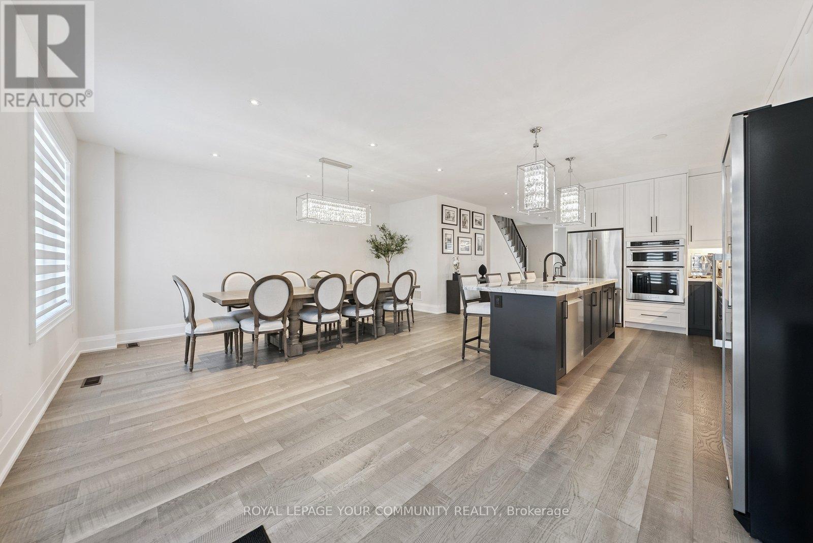 143 Vellore Park Avenue, Vaughan, Ontario  L4H 4S5 - Photo 7 - N12441424