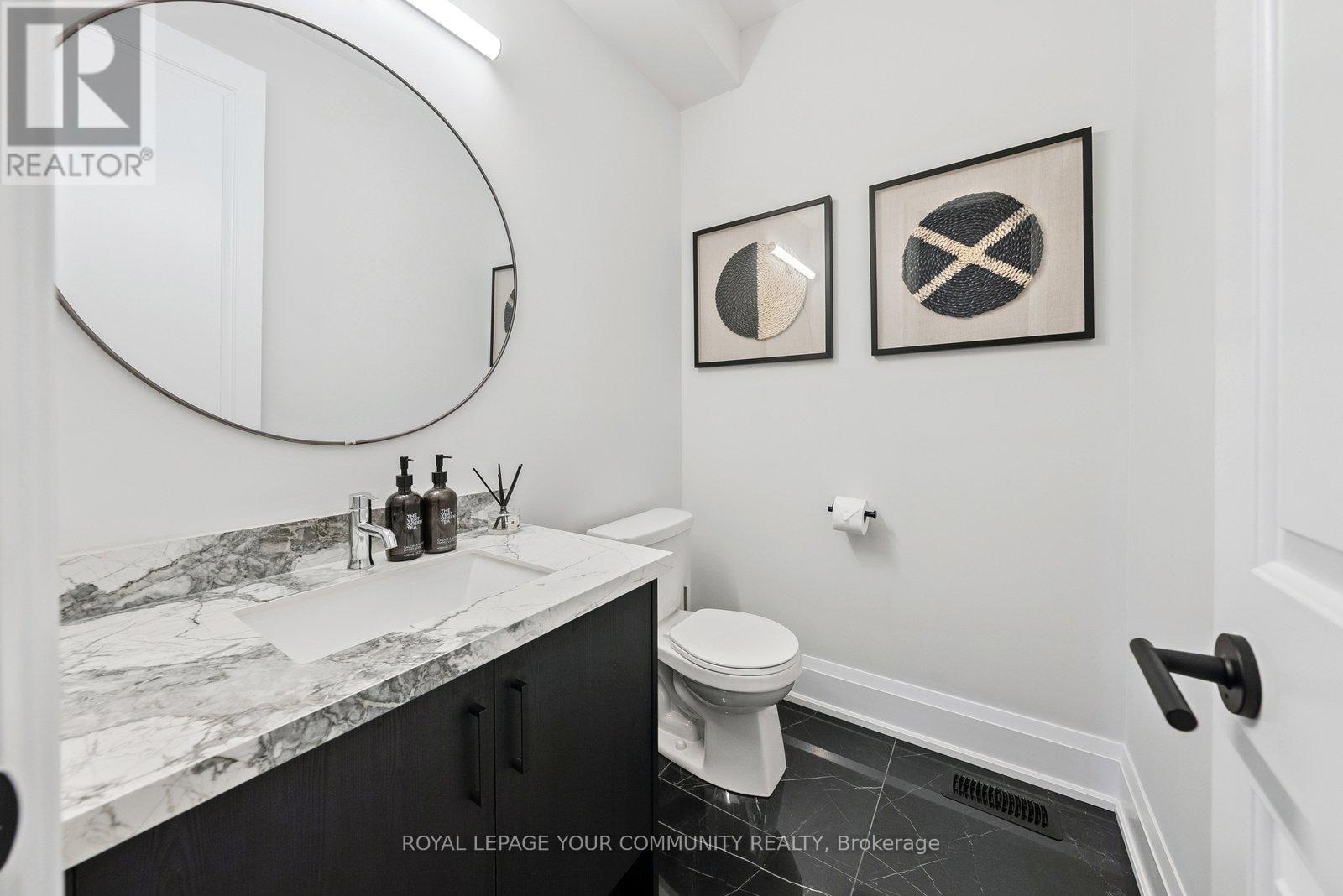 143 Vellore Park Avenue, Vaughan, Ontario  L4H 4S5 - Photo 9 - N12441424