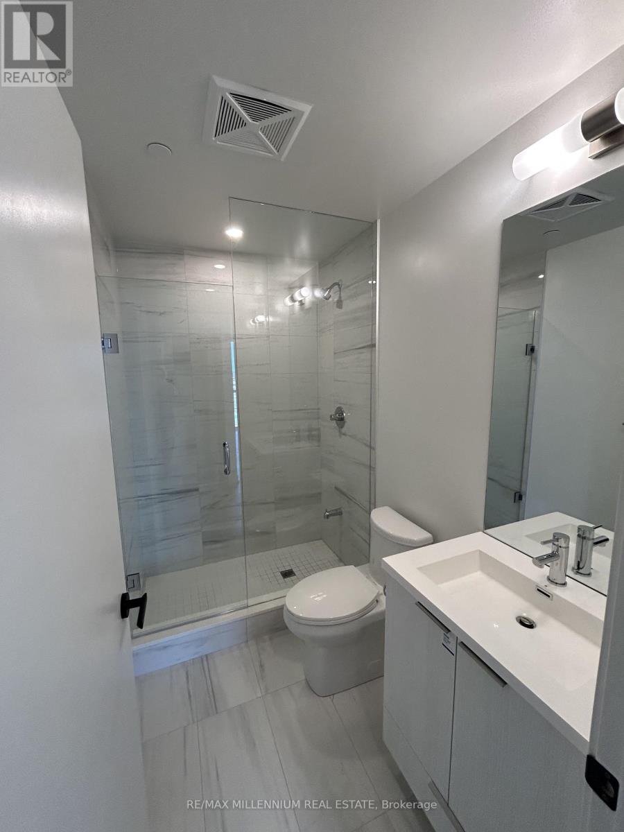 2102 - 8 Interchange Way, Vaughan, Ontario  L4K 5Z7 - Photo 9 - N12560570