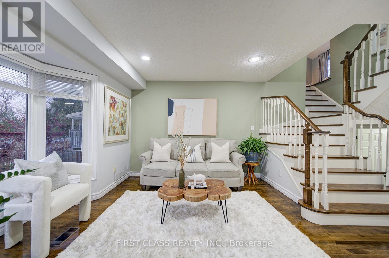 18 Primrose Path Crescent, Markham, Ontario  L3S 4A9 - Photo 15 - N12561264