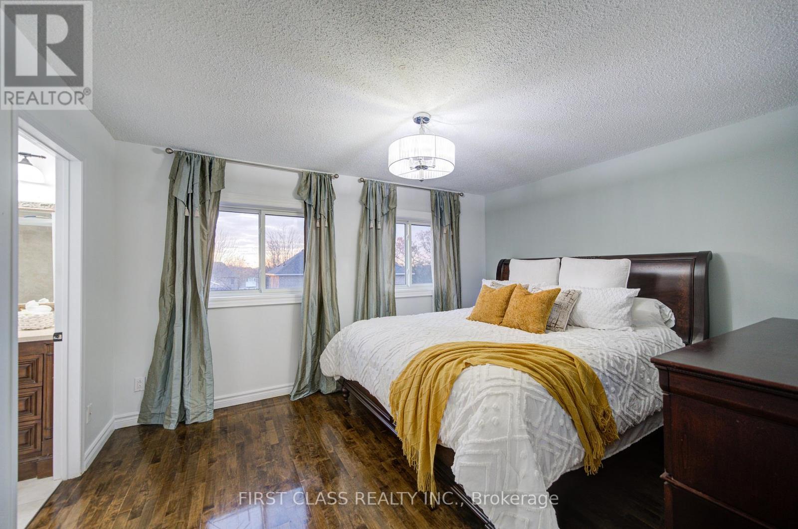 18 Primrose Path Crescent, Markham, Ontario  L3S 4A9 - Photo 32 - N12561264