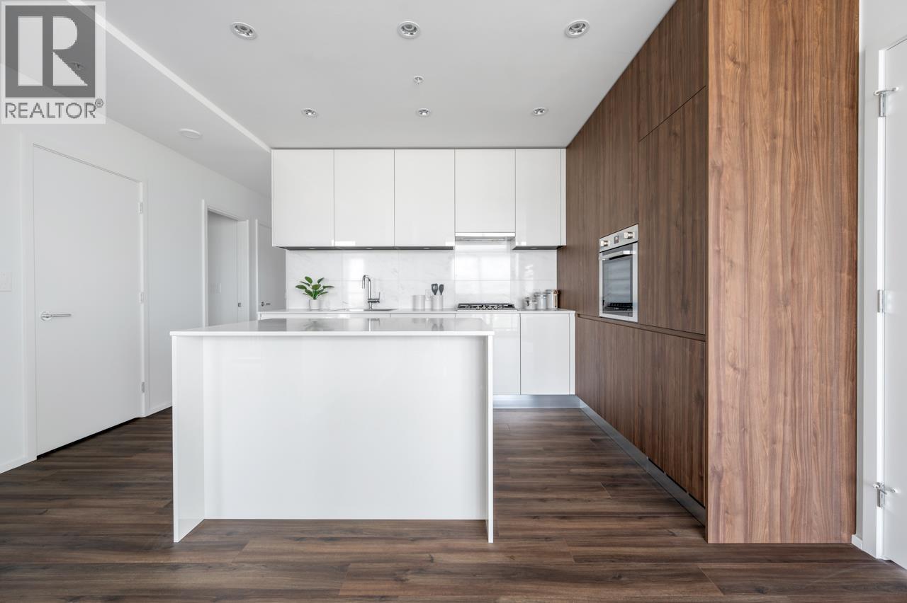 2111 4650 BRENTWOOD BOULEVARD, Burnaby, British Columbia