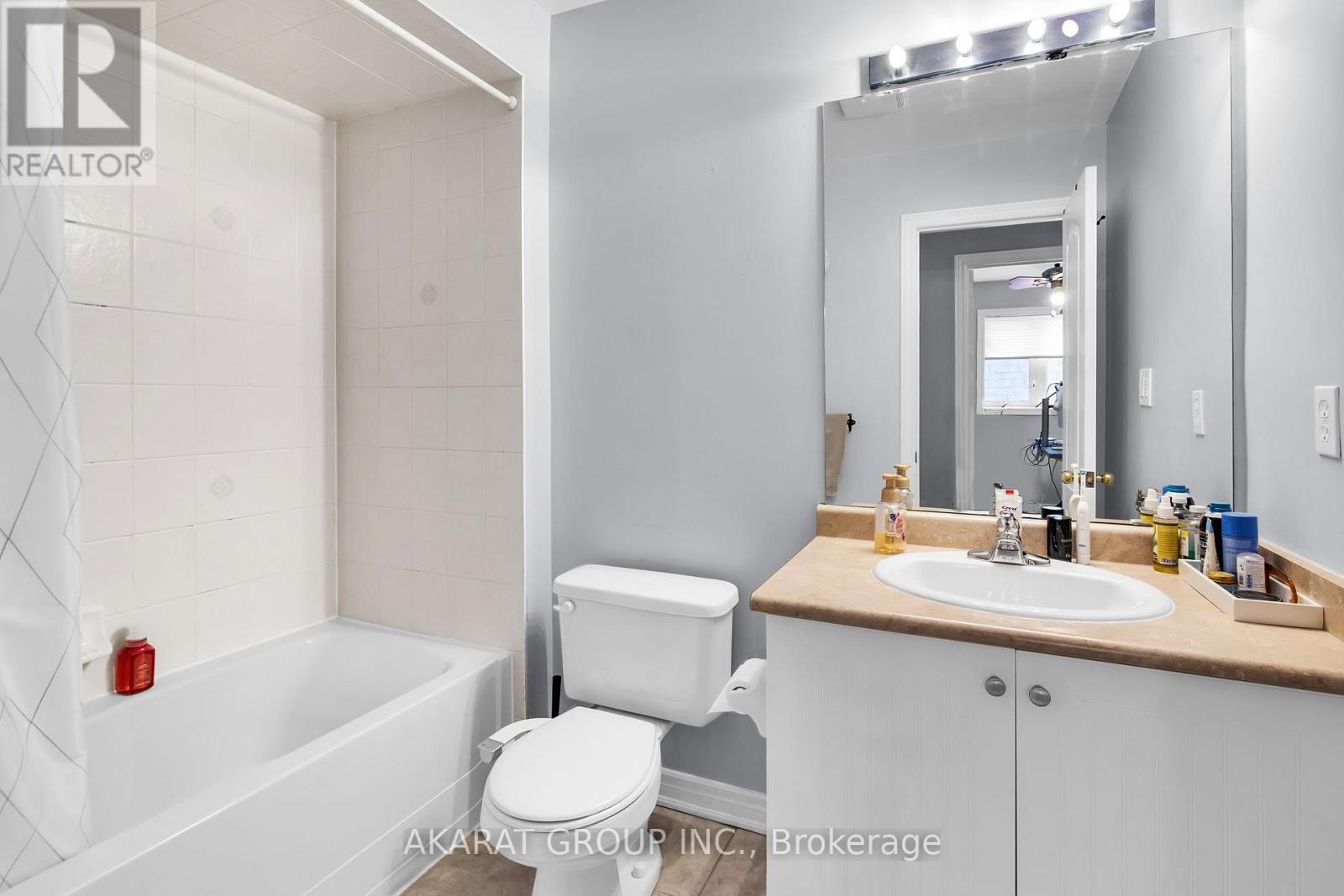 1148 Woodington Lane, Oakville, Ontario  L6H 7V1 - Photo 24 - W12561248