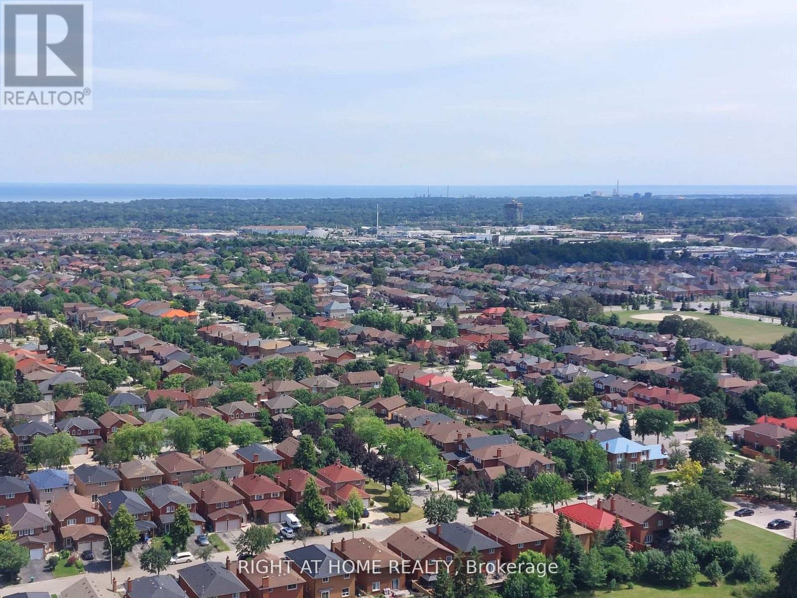 2310 - 3883 Quartz Road, Mississauga, Ontario  L5B 0M4 - Photo 9 - W12561250