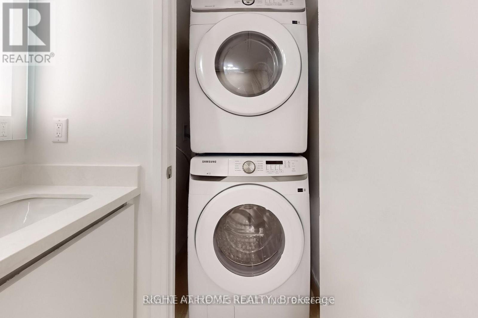 3508 - 4015 The Exchange Street, Mississauga, Ontario  L5B 0N9 - Photo 17 - W12561260