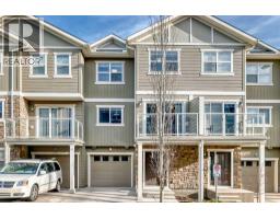 704 Evanston Manor NW Evanston