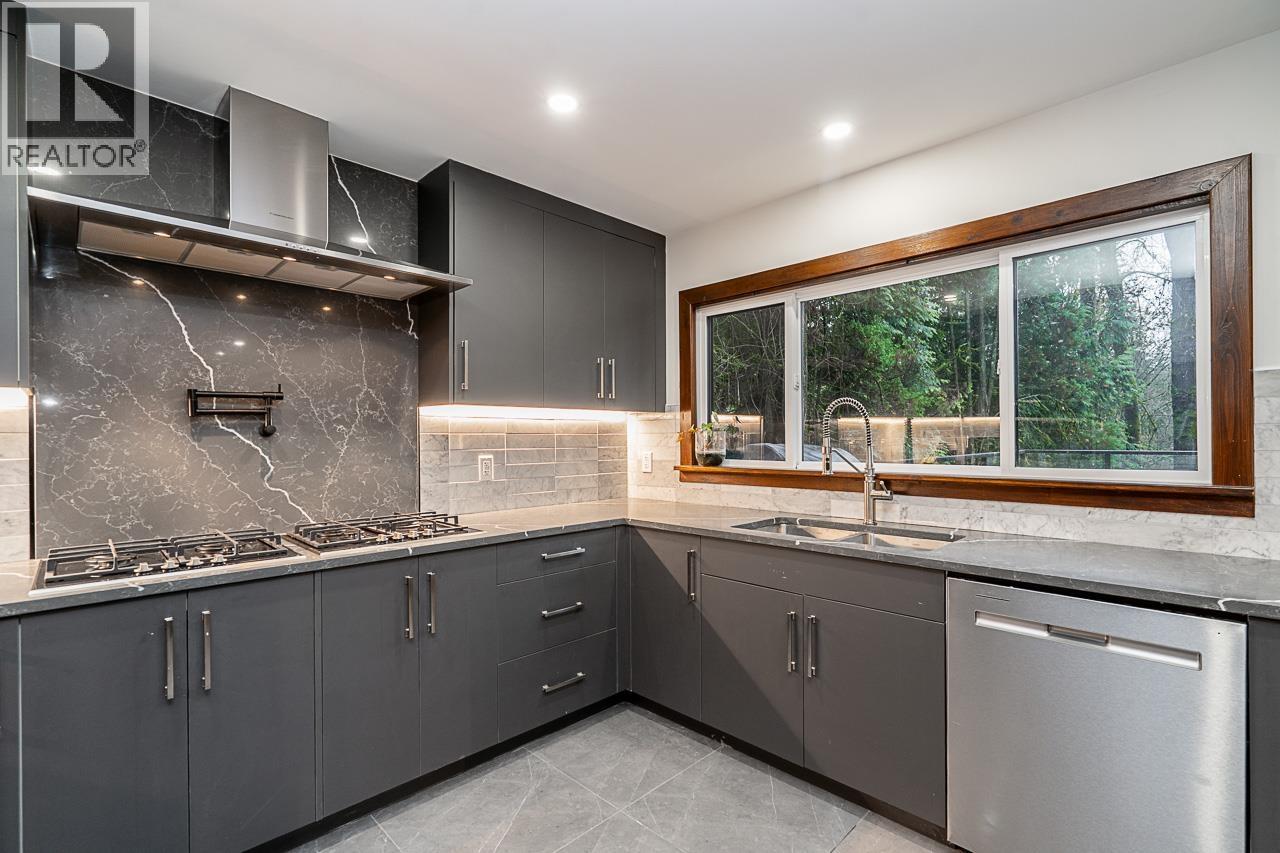 23385 Tamarack Lane, Maple Ridge, British Columbia  V2W 1A8 - Photo 12 - R3066046