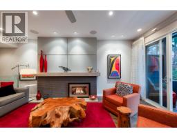 3669 EDGEMONT BOULEVARD, North Vancouver, British Columbia