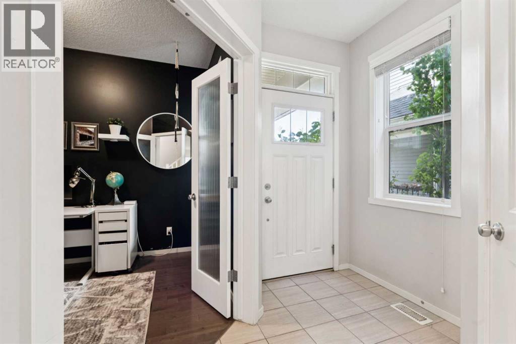 278 Sunrise View, Cochrane, Alberta  T4C 0Z6 - Photo 10 - A2270289