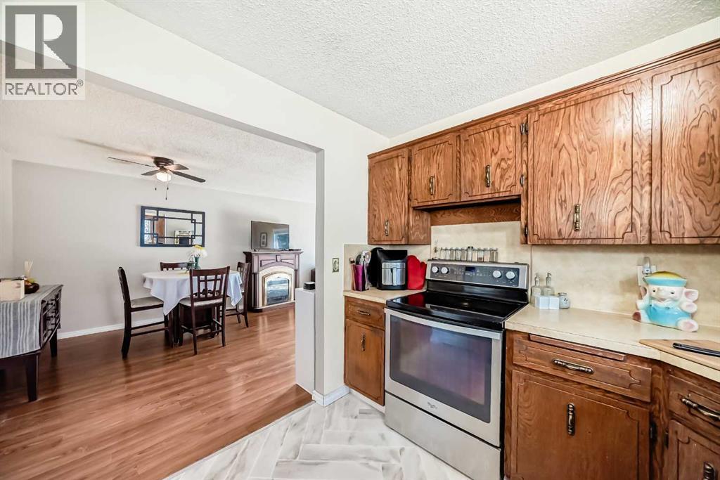 244 Flett Drive Ne, Airdrie, Alberta  T4B 1N5 - Photo 16 - A2256580