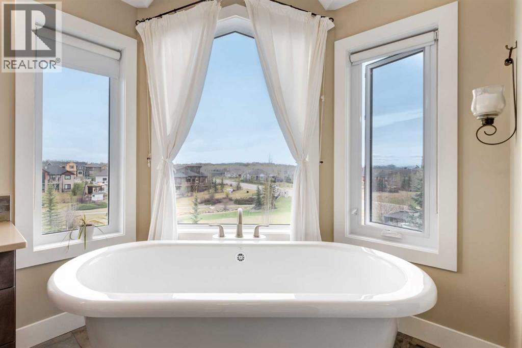 55 Monterra Cove, Rural Rocky View County, Alberta  T4C 0G7 - Photo 22 - A2260790