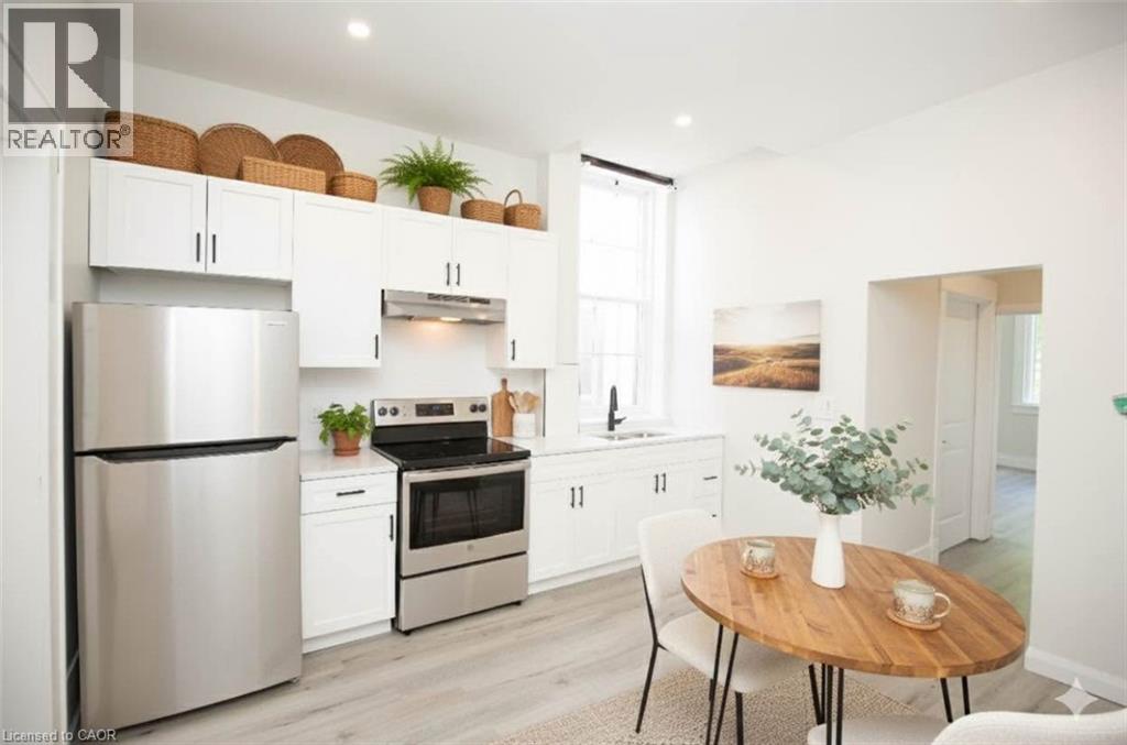 34 Dumfries Street, Paris, Ontario  N3L 2C8 - Photo 2 - 40788902