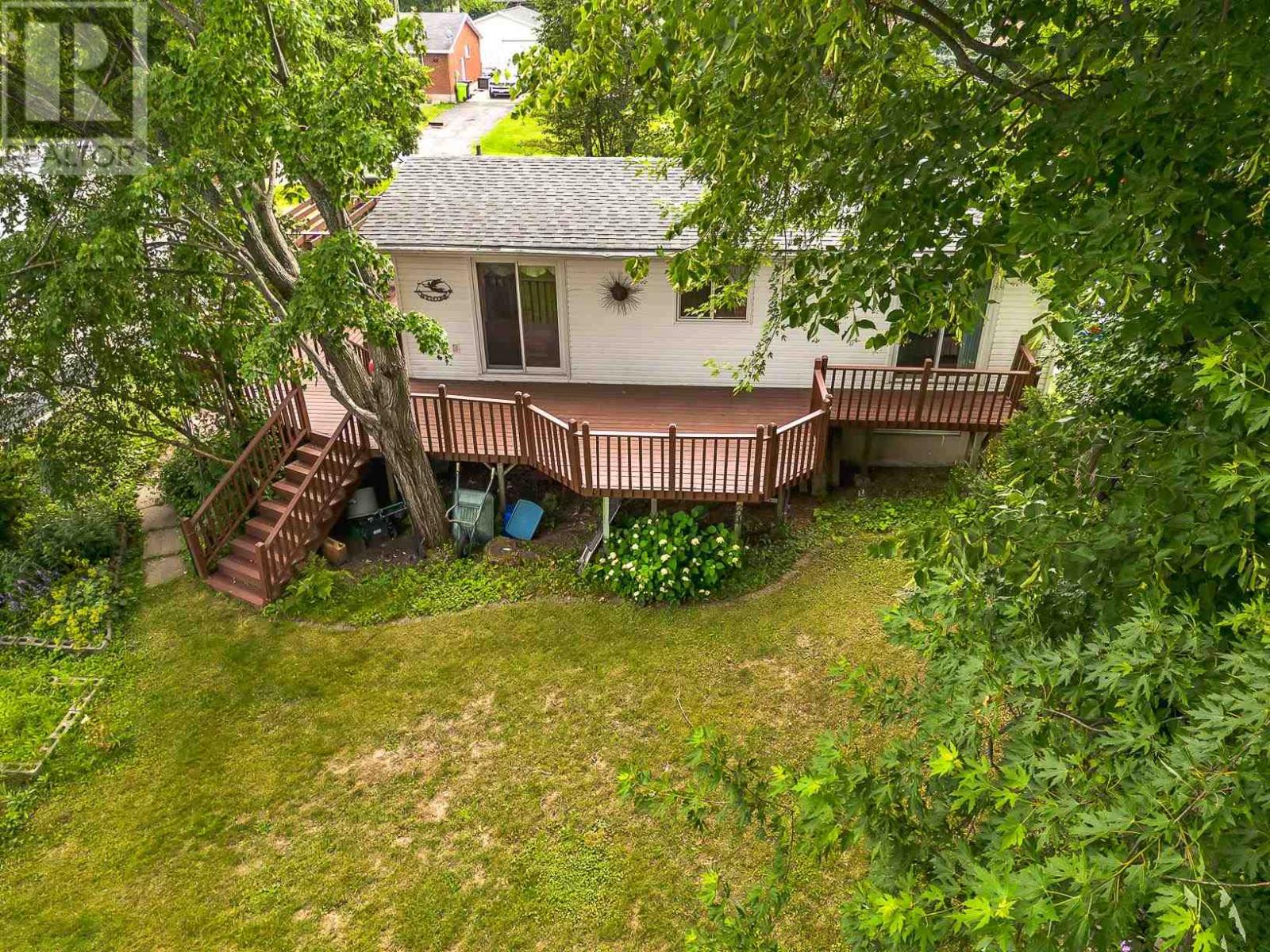 30 Carlbert St, Sault Ste. Marie, Ontario  P6A 5R9 - Photo 44 - SM252667