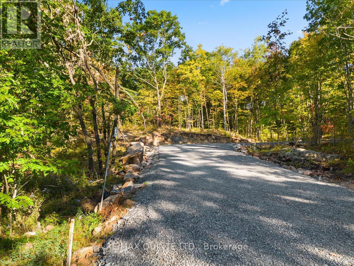 102 Attwood Lane, Frontenac, Ontario  K0H 1T0 - Photo 37 - X12328476