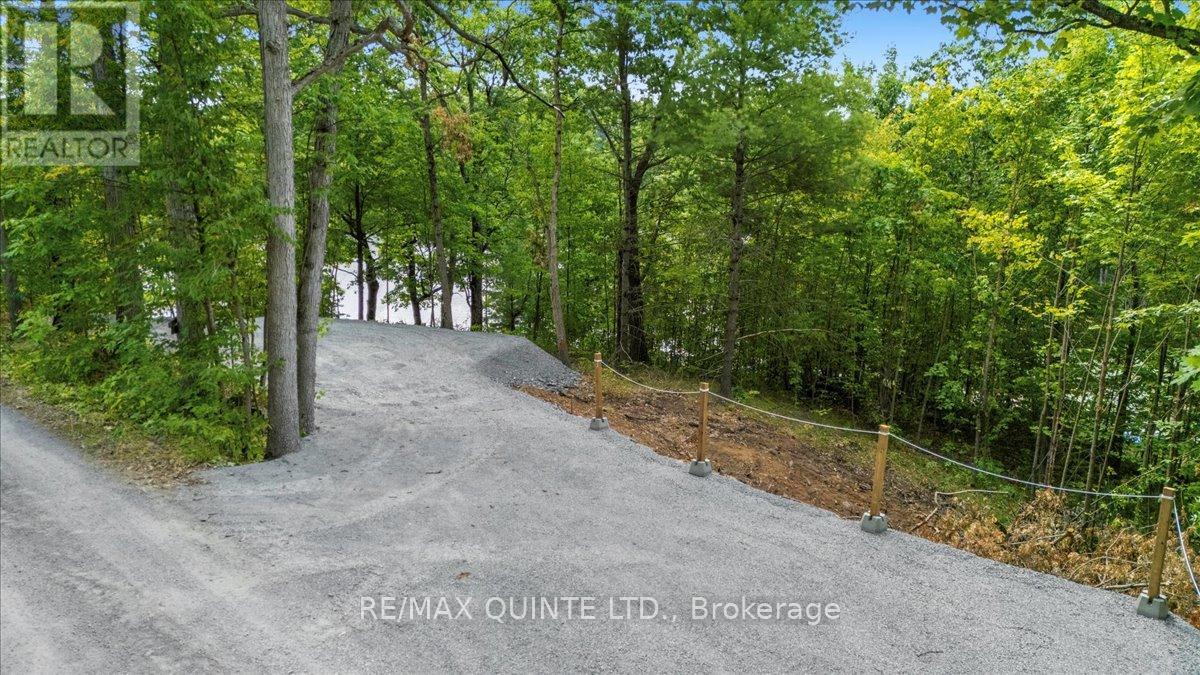 102 ATTWOOD LANE, Frontenac, Ontario