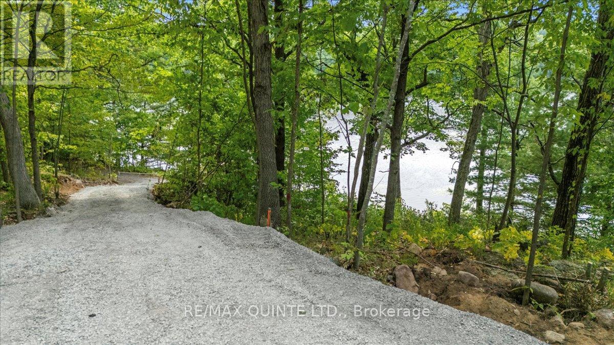 102 Attwood Lane, Frontenac, Ontario  K0H 1T0 - Photo 2 - X12328476