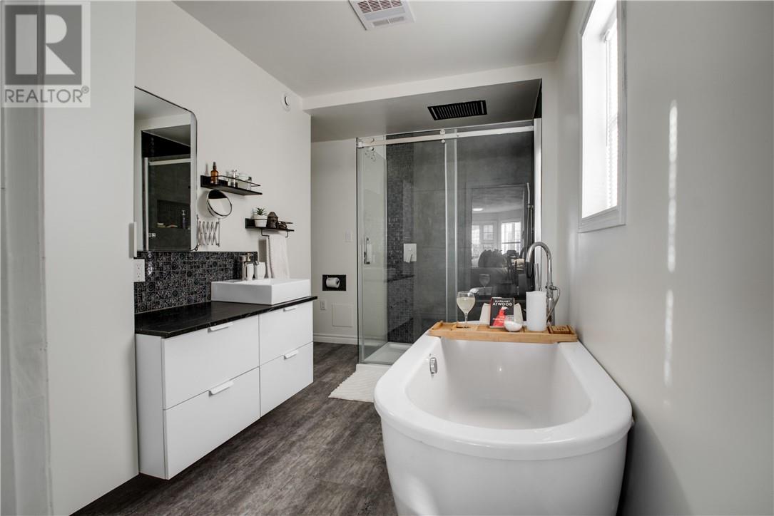 211 Ray Street, Wahnapitae, Ontario  P0M 3C0 - Photo 25 - 2125700