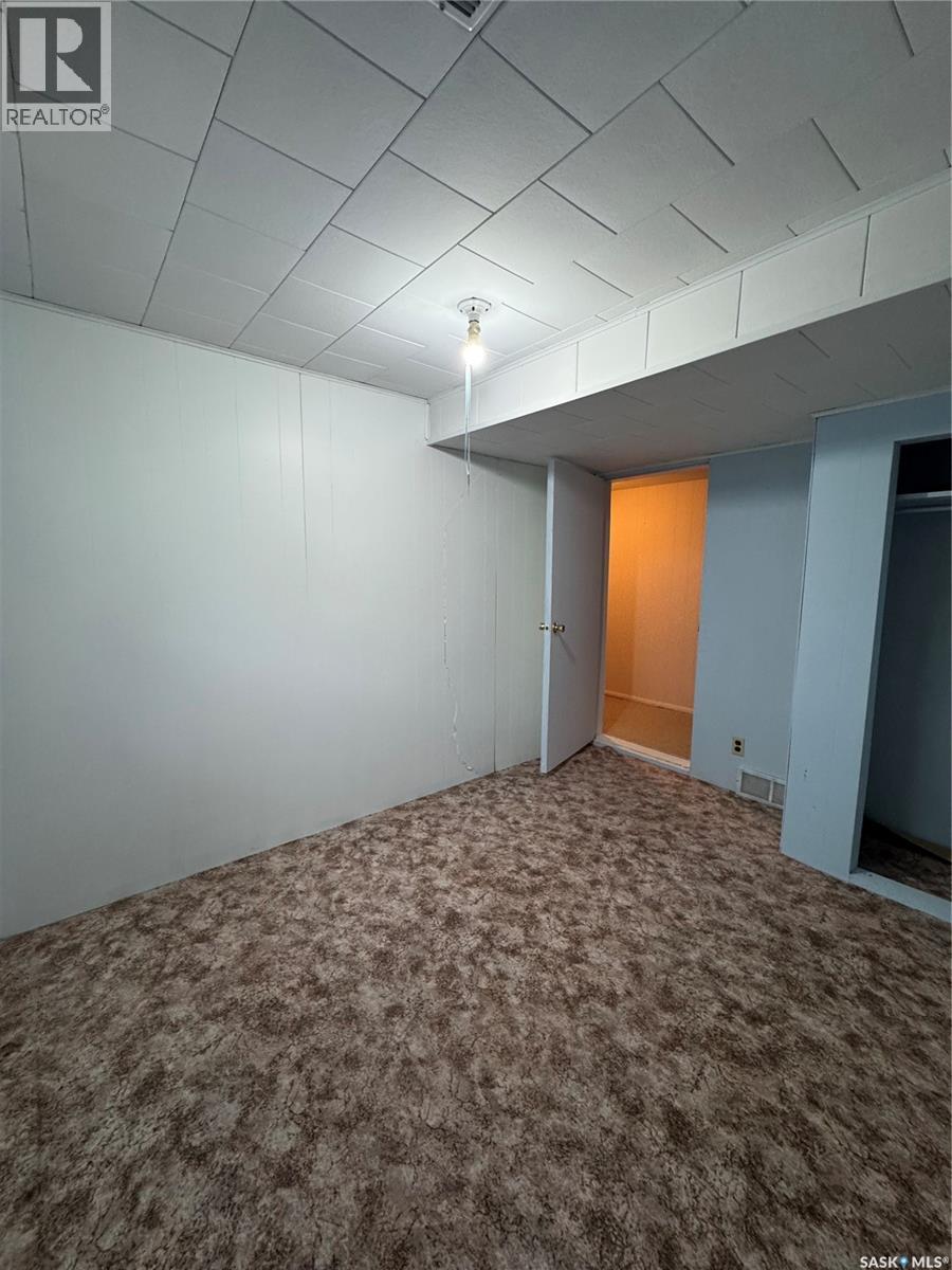 719 Donald Street, Hudson Bay, Saskatchewan  S0E 0Y0 - Photo 21 - SK024369
