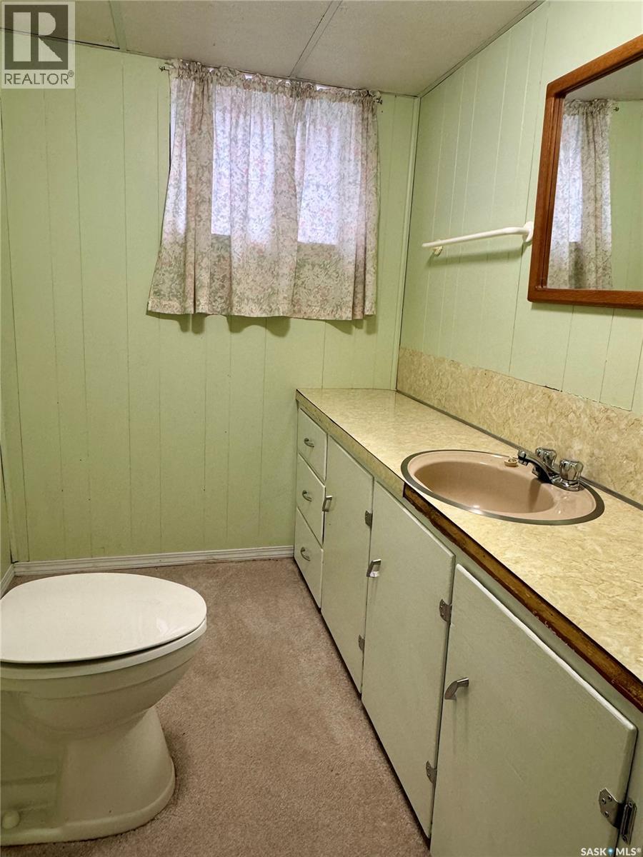 719 Donald Street, Hudson Bay, Saskatchewan  S0E 0Y0 - Photo 29 - SK024369