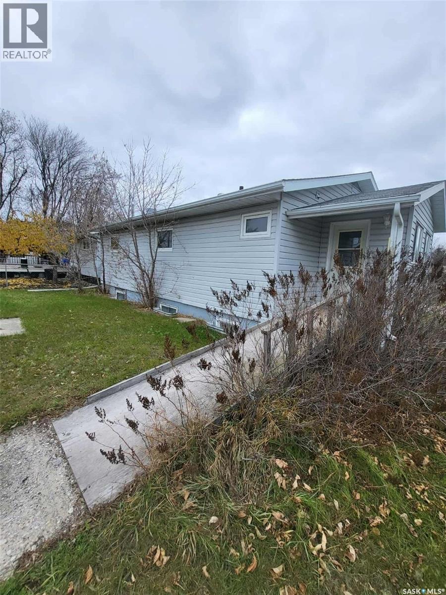 719 Donald Street, Hudson Bay, Saskatchewan  S0E 0Y0 - Photo 39 - SK024369