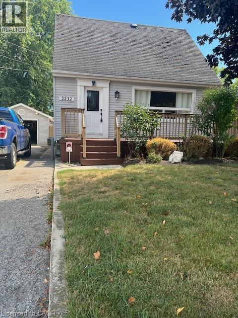 2232 Queensway Street, Burlington, Ontario  L7R 3T1 - Photo 2 - 40789490