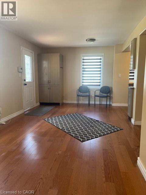 2232 Queensway Street, Burlington, Ontario  L7R 3T1 - Photo 5 - 40789490