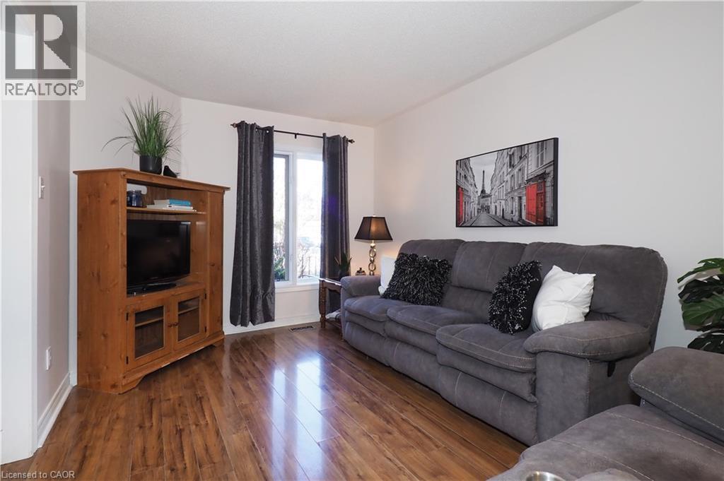 127 Essex Point Drive, Cambridge, Ontario  N1T 1W6 - Photo 7 - 40788462