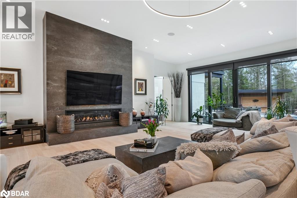 2761 Lockhart Road, Innisfil, Ontario  L9S 3G2 - Photo 4 - 40719240