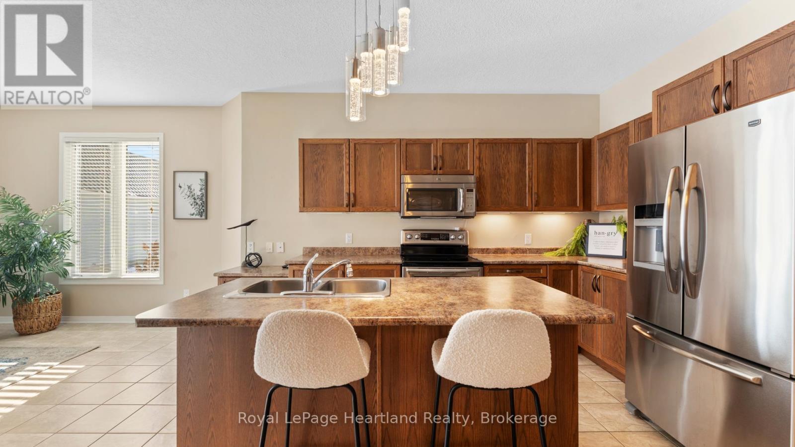 23 Stornoway Crescent, Huron East, Ontario N0K 1W0 - Photo 13 - X12531740