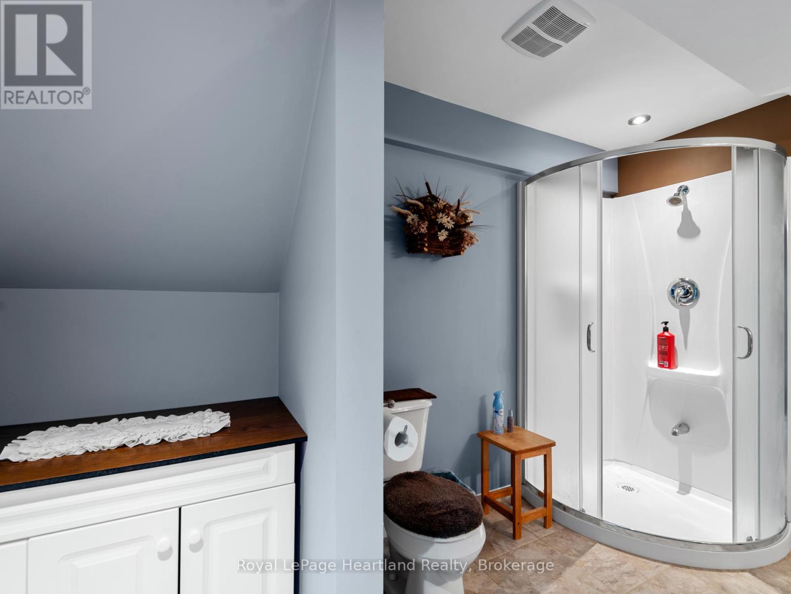 23 Stornoway Crescent, Huron East, Ontario N0K 1W0 - Photo 33 - X12531740