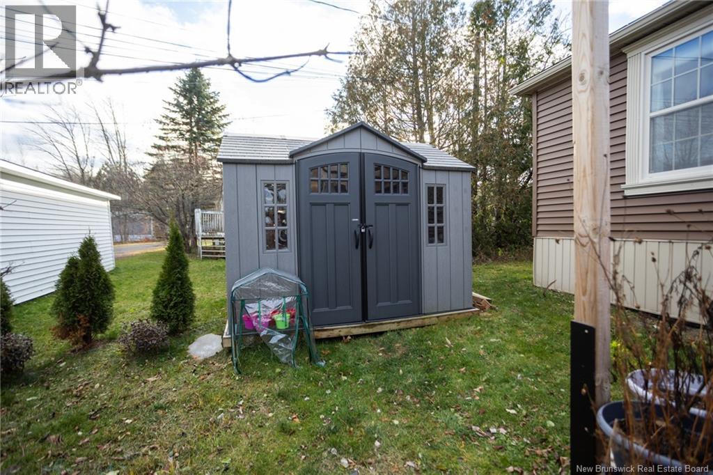 284 Magnolia Lane, Fredericton, New Brunswick  E3C 2M6 - Photo 11 - NB130350