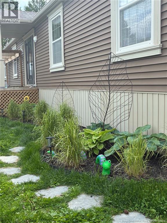 284 Magnolia Lane, Fredericton, New Brunswick  E3C 2M6 - Photo 2 - NB130350