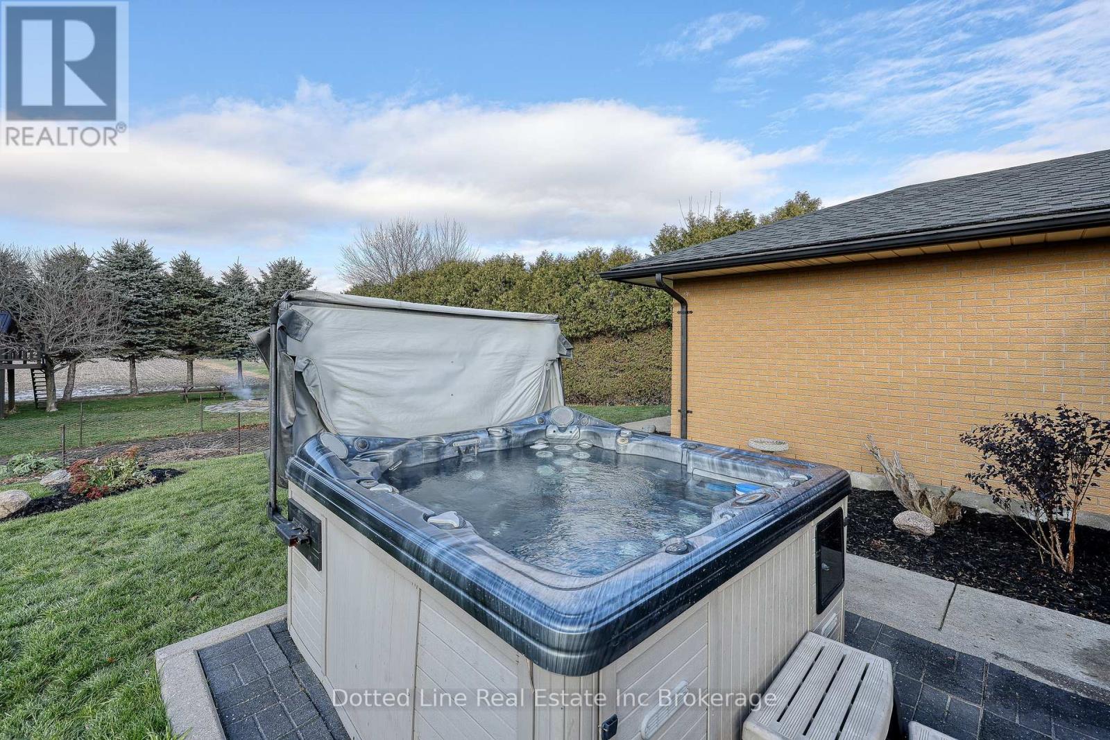 34 Albert Street, Norfolk, Ontario  N0E 1G0 - Photo 6 - X12561328