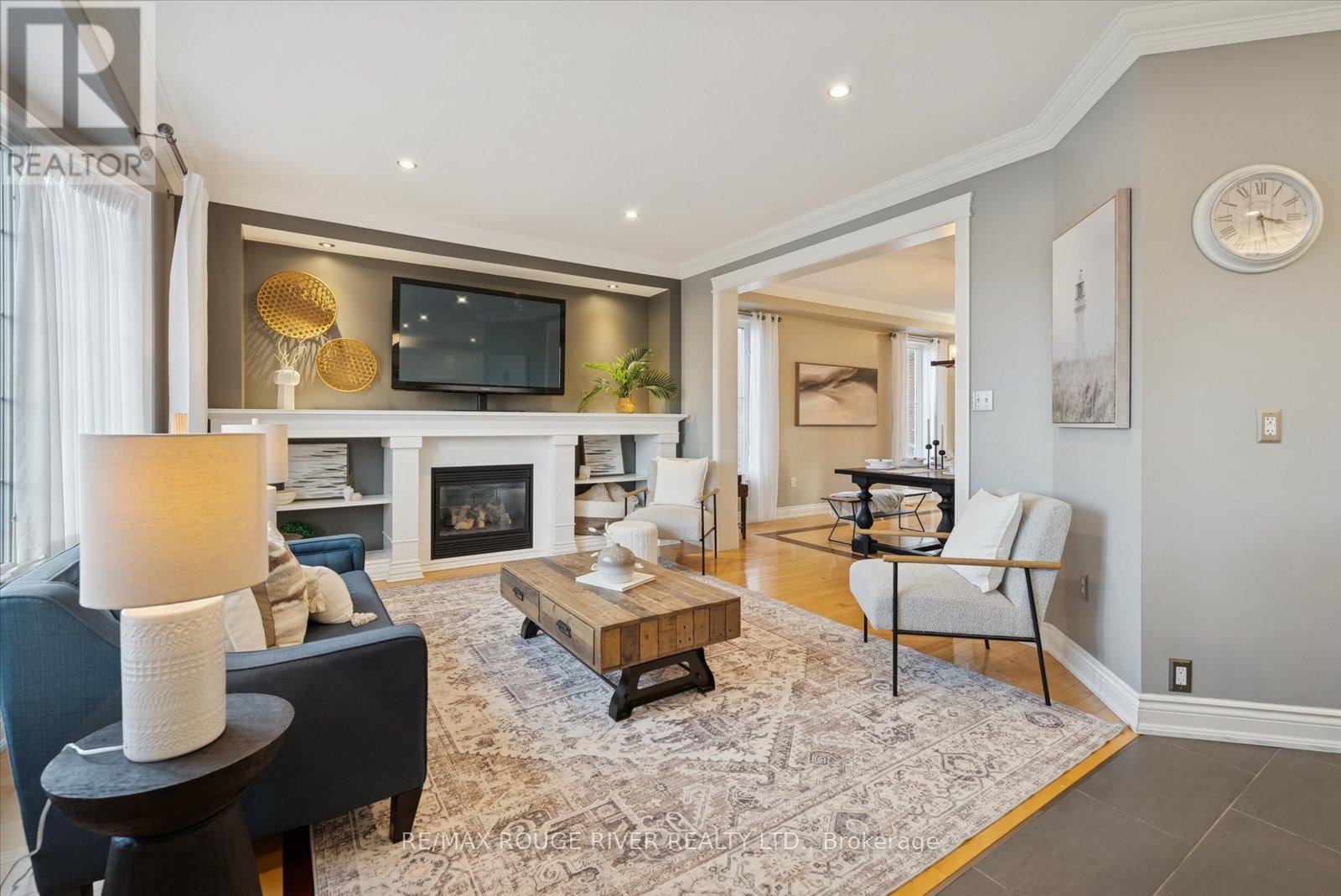 15 Eastgate Circle, Whitby, Ontario  L1M 2N3 - Photo 14 - E12561418