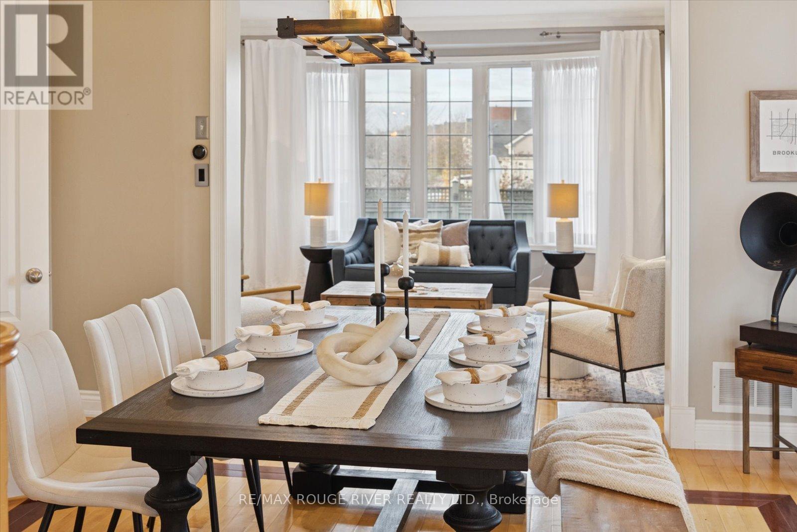 15 Eastgate Circle, Whitby, Ontario  L1M 2N3 - Photo 7 - E12561418