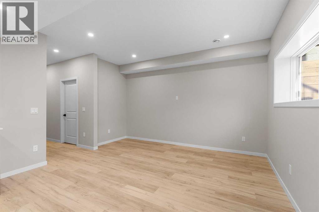 4610 84 Street Nw, Calgary, Alberta  T3B 2P5 - Photo 30 - A2266725