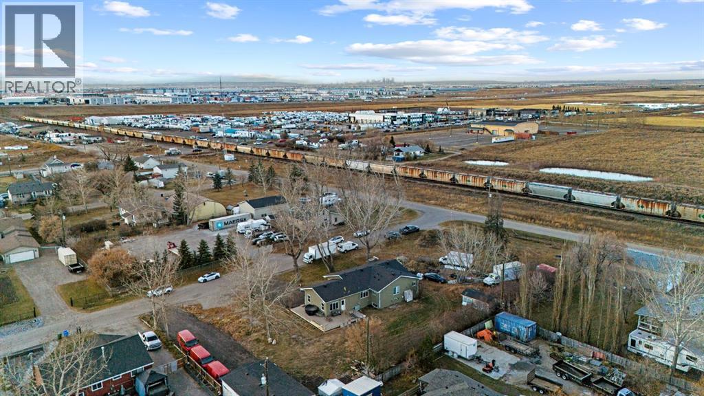 11330 86 Street Se, Calgary, Alberta  T3S 0A3 - Photo 40 - A2270314