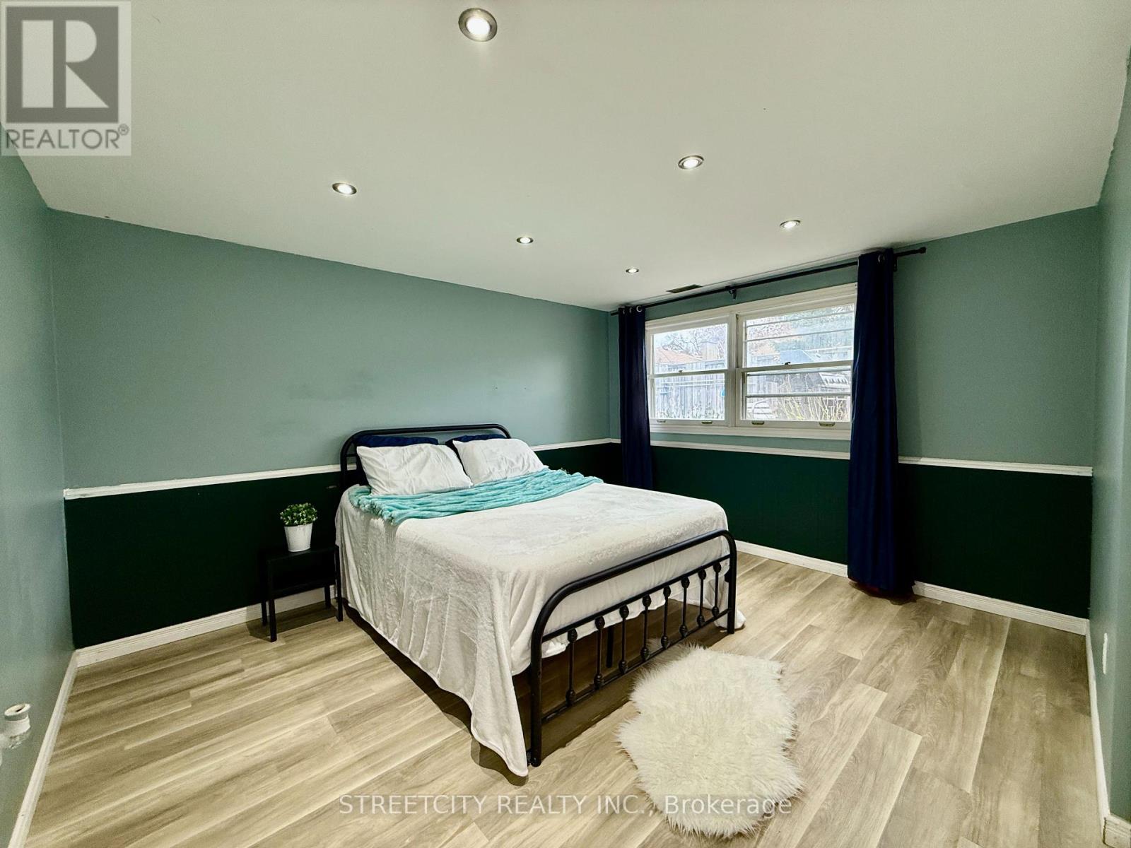 1508 Len Avenue, Sarnia, Ontario  N7S 3N1 - Photo 12 - X12561278