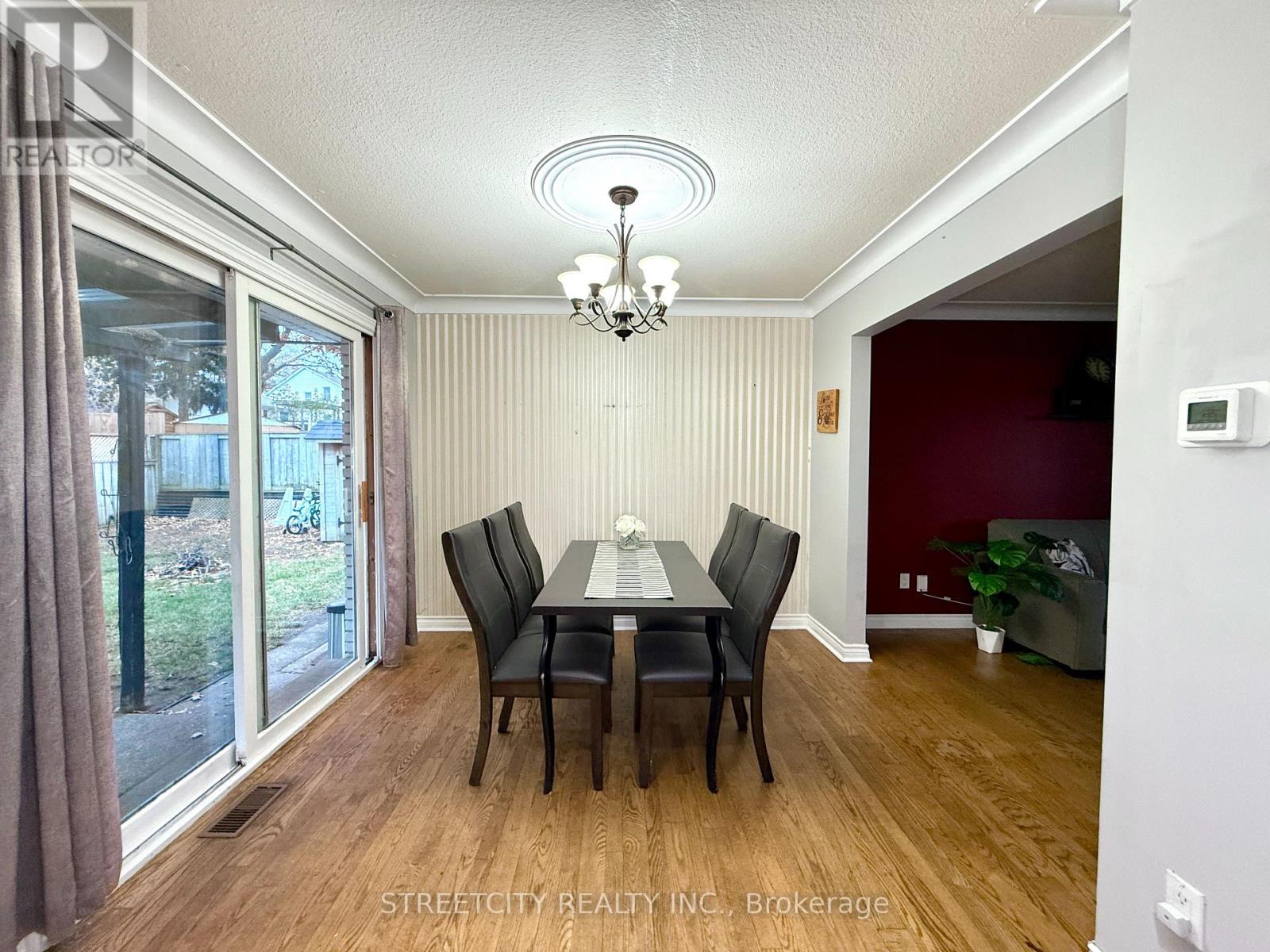 1508 Len Avenue, Sarnia, Ontario  N7S 3N1 - Photo 4 - X12561278