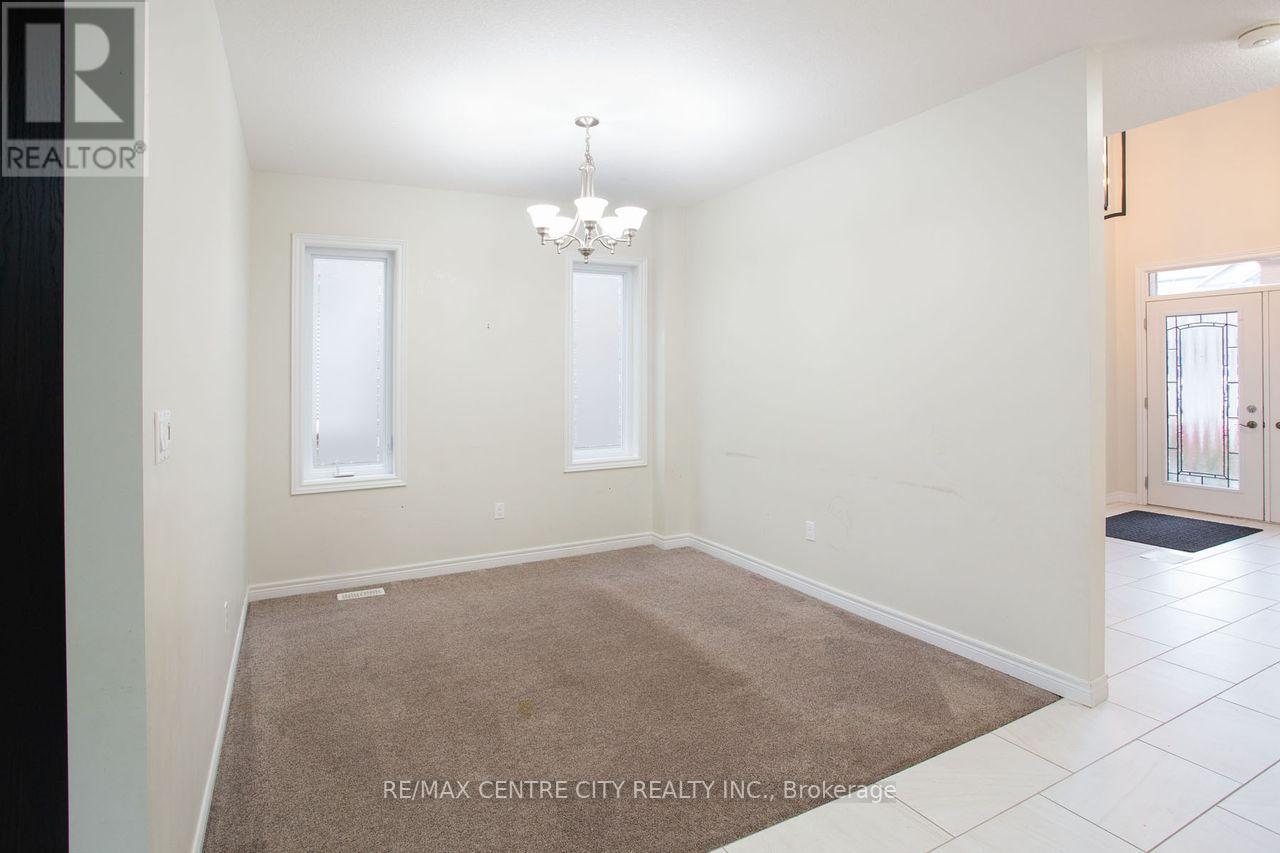 2503 Leeds Crossing, London South, Ontario  N6M 0E6 - Photo 18 - X12561340