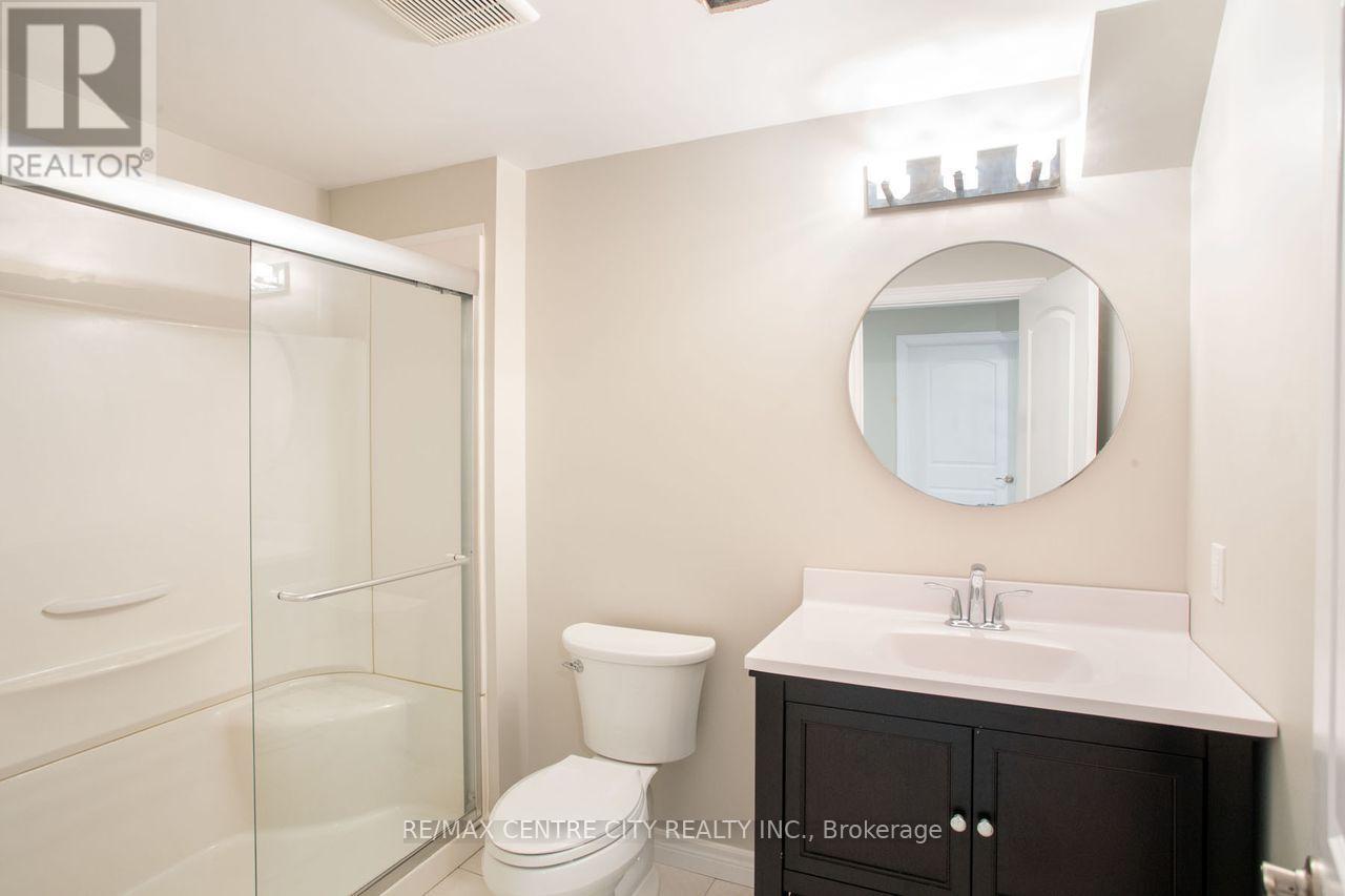 2503 Leeds Crossing, London South, Ontario  N6M 0E6 - Photo 43 - X12561340