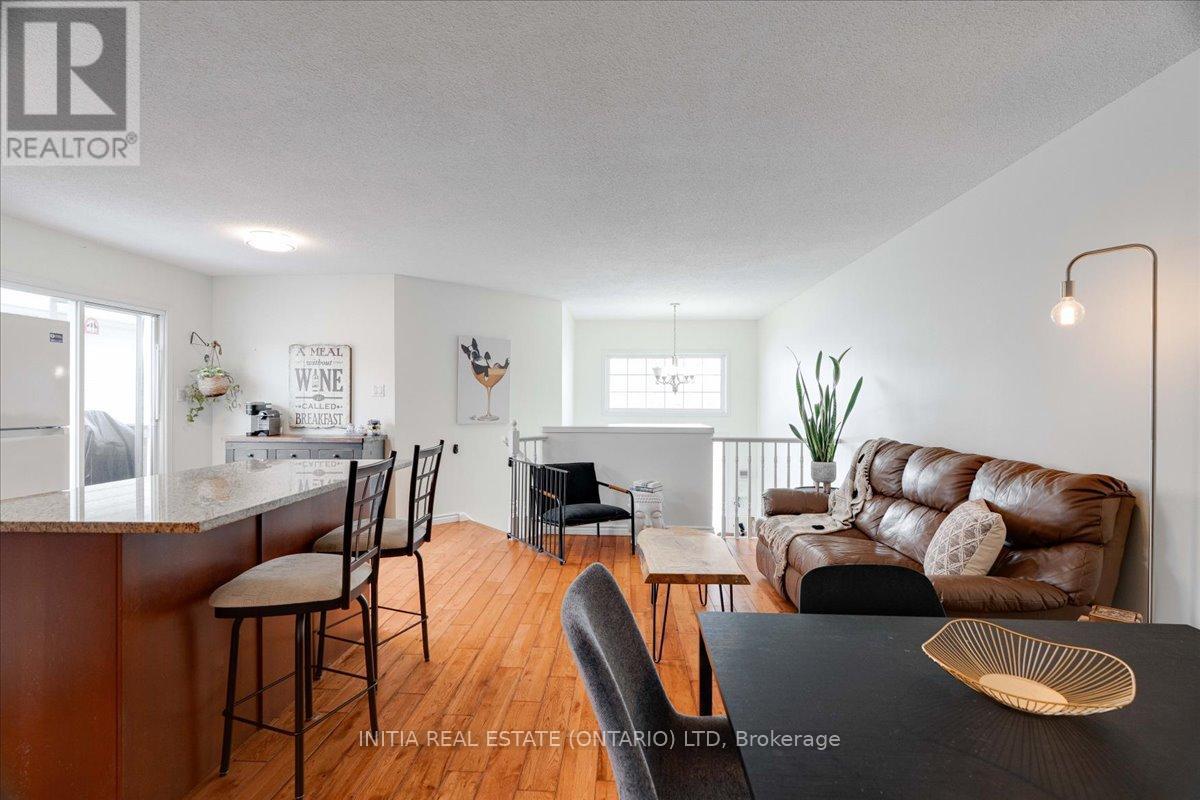 474 Exmouth Circle, London East, Ontario  N5V 5G6 - Photo 11 - X12561376