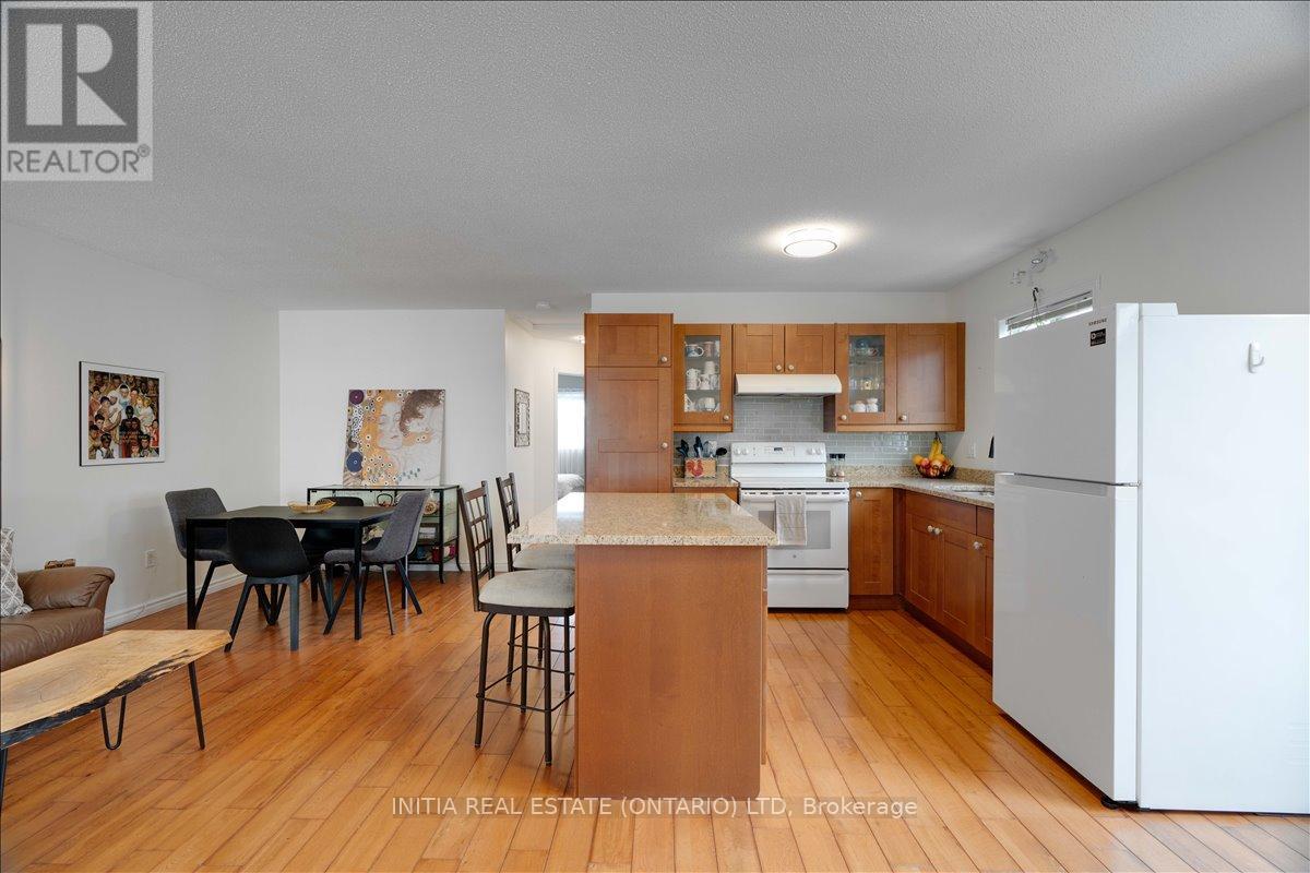 474 Exmouth Circle, London East, Ontario  N5V 5G6 - Photo 5 - X12561376