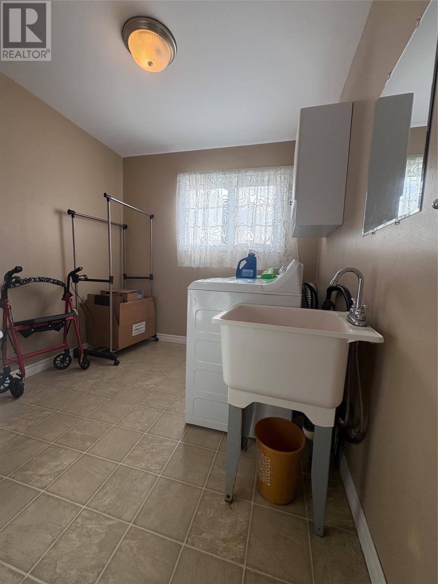37 Premier Drive, Lewisporte, Newfoundland & Labrador  A0G 3A0 - Photo 15 - 1292720