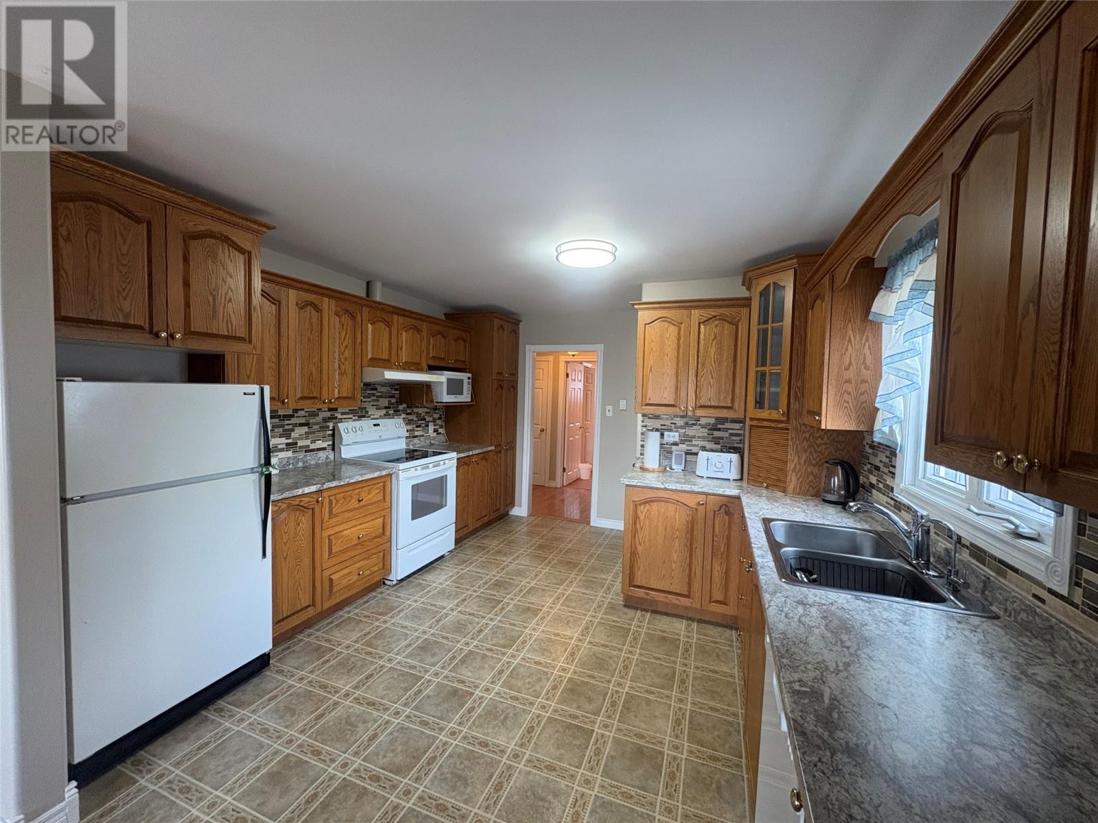 37 Premier Drive, Lewisporte, Newfoundland & Labrador  A0G 3A0 - Photo 4 - 1292720