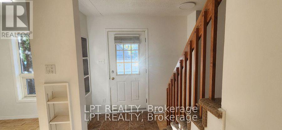 467 Parkdale Avenue, Ottawa, Ontario  K1Y 1H5 - Photo 2 - X12561344