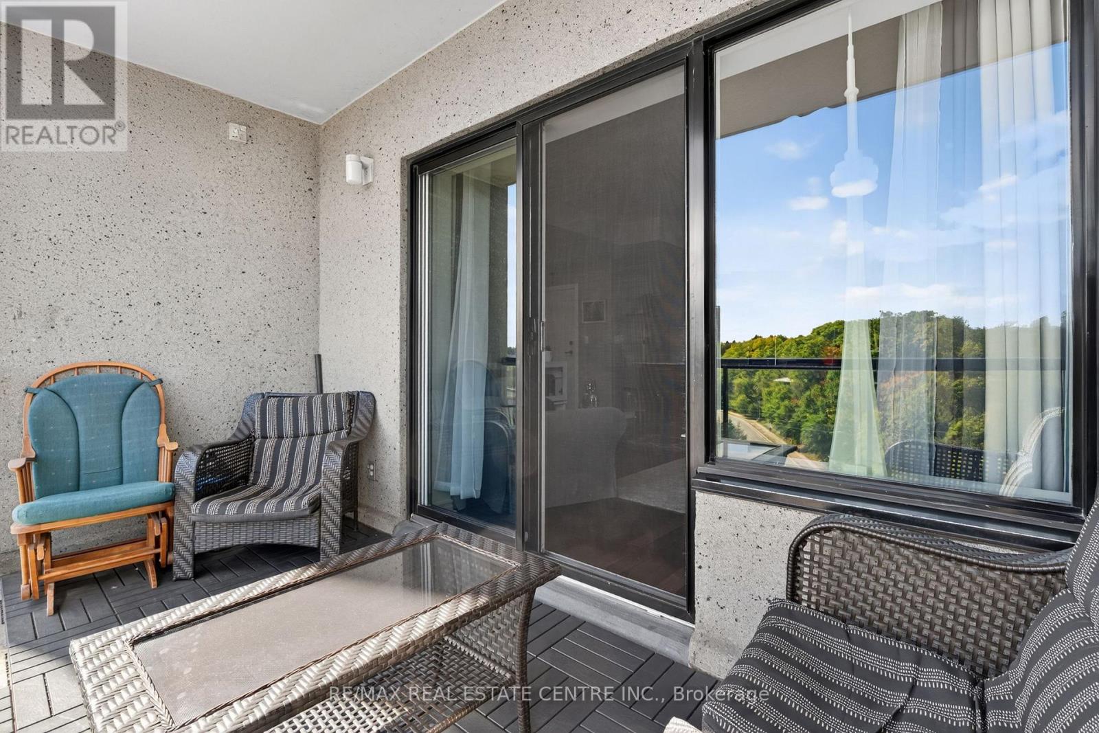 601 - 170 Water Street N, Cambridge, Ontario  N1R 3B6 - Photo 8 - X12457004